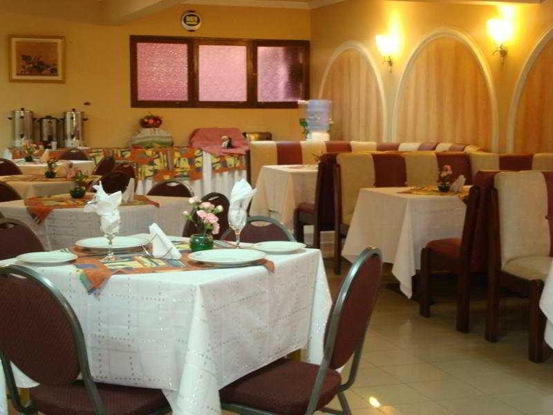 Hotel Regina Cochabamba Buitenkant foto