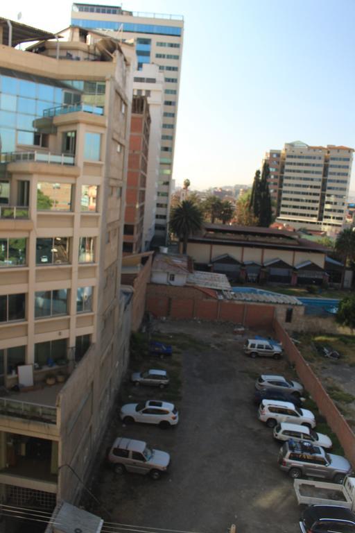 Hotel Regina Cochabamba Buitenkant foto
