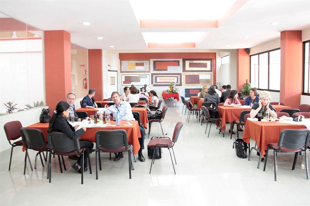 Hotel Regina Cochabamba Buitenkant foto