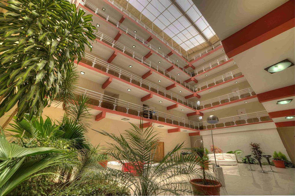 Hotel Regina Cochabamba Buitenkant foto