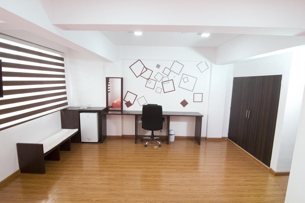 Hotel Regina Cochabamba Buitenkant foto