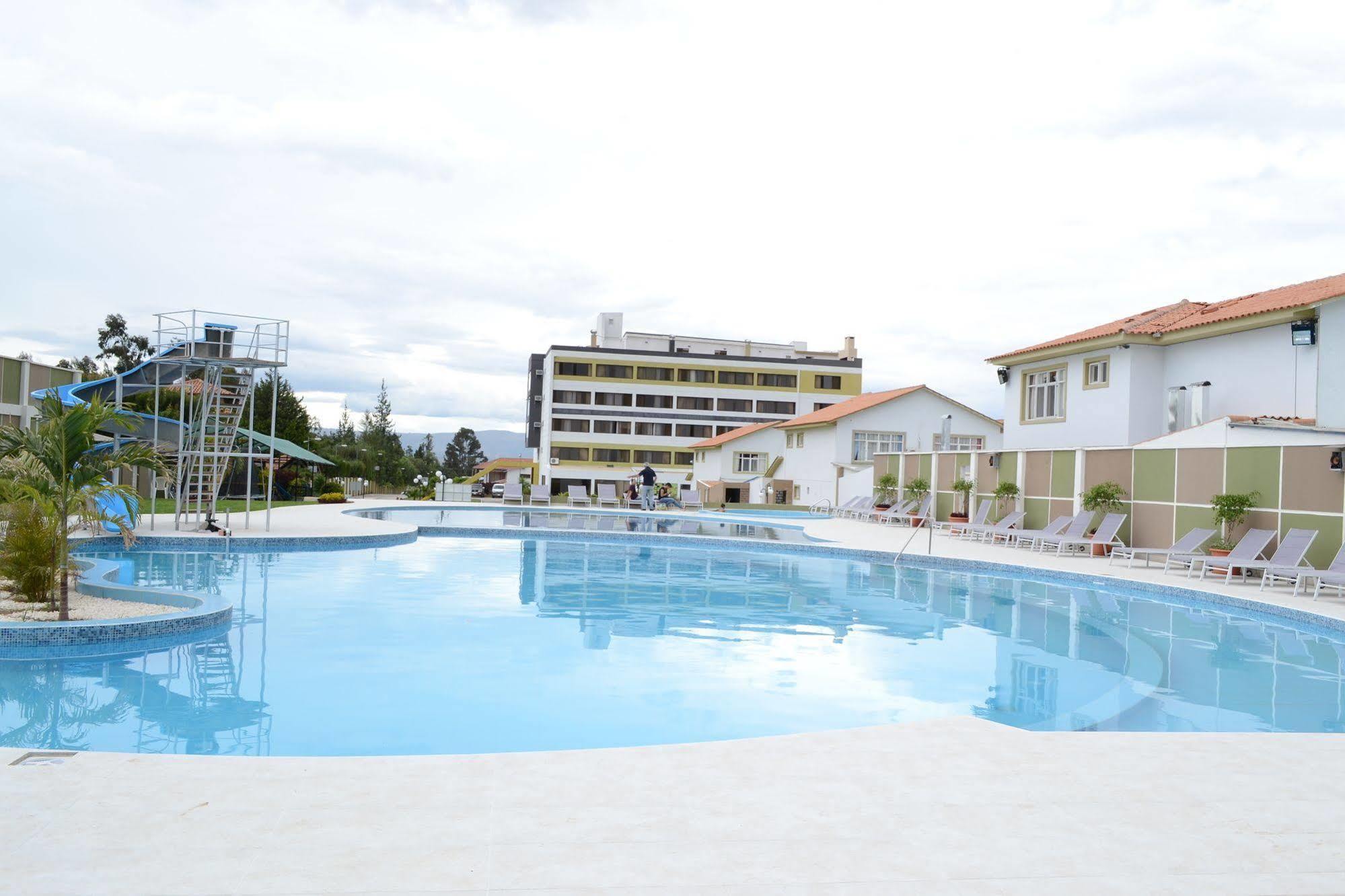 Hotel Regina Cochabamba Buitenkant foto