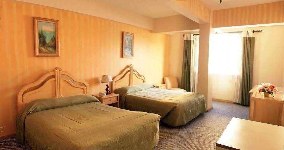 Hotel Regina Cochabamba Buitenkant foto