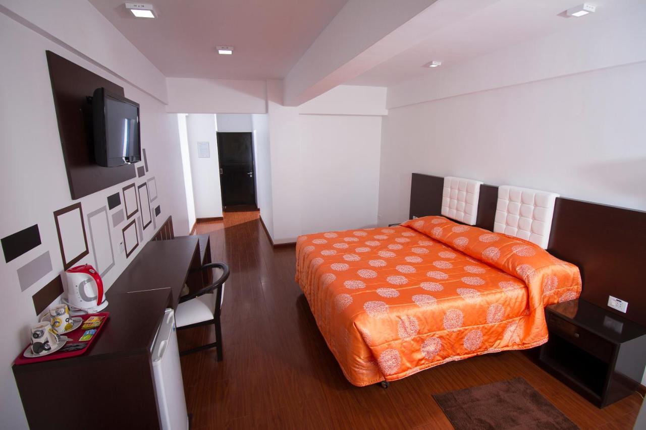 Hotel Regina Cochabamba Buitenkant foto